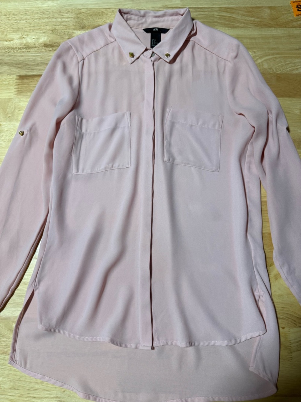 H&M Women’s Blouse US 2 Pink Button Down Gold Stud Collar Long Sleeve Top